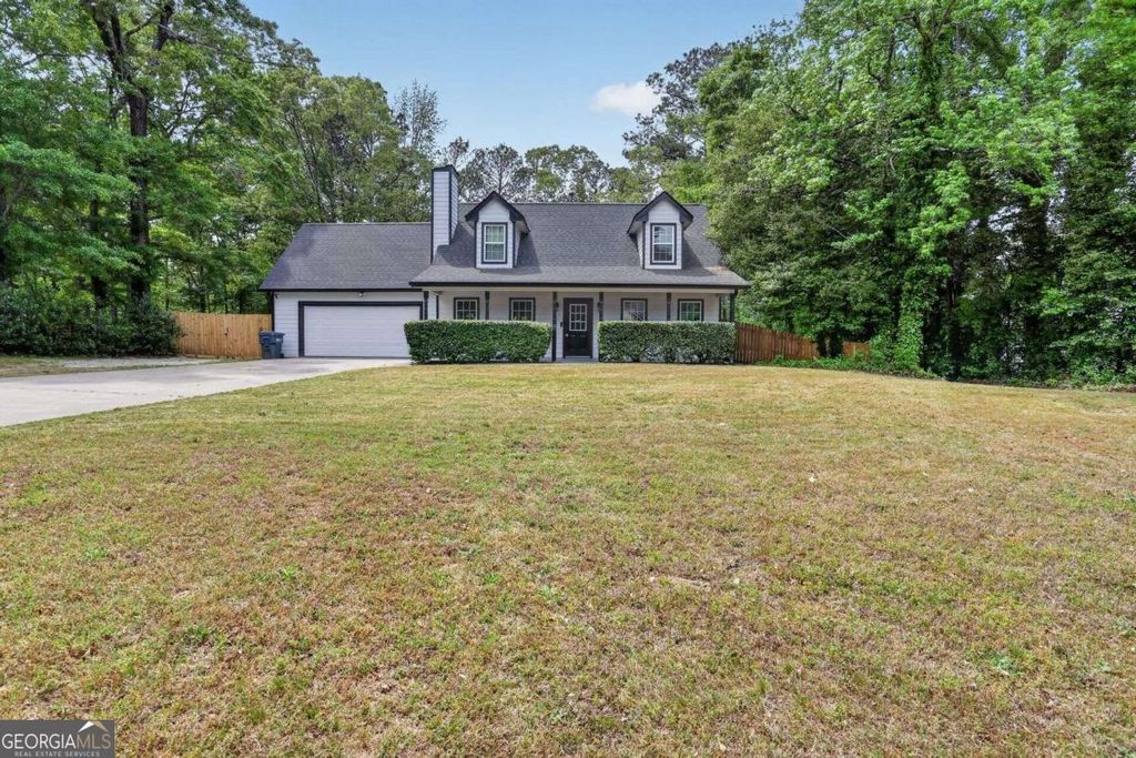 2115 Huntington Drive, Loganville, GA 30052