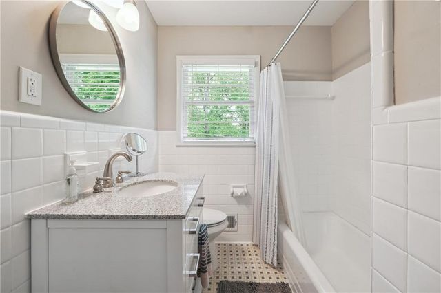 3483 GLENSFORD Drive, Decatur, GA 30032