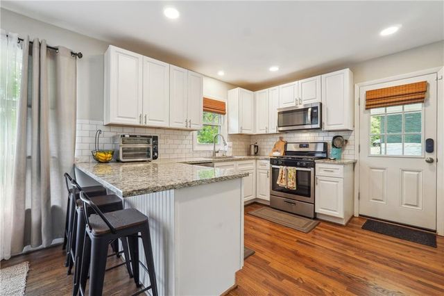 3483 GLENSFORD Drive, Decatur, GA 30032