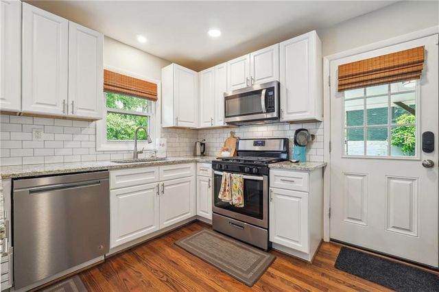 3483 GLENSFORD Drive, Decatur, GA 30032