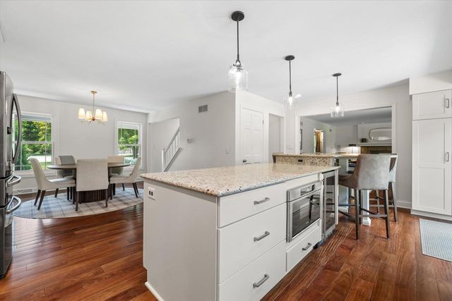 11912 N Lantern LANE, Mequon, WI 53092