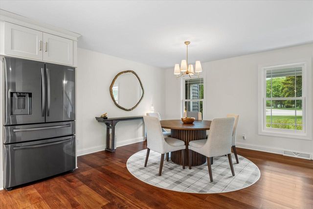11912 N Lantern LANE, Mequon, WI 53092