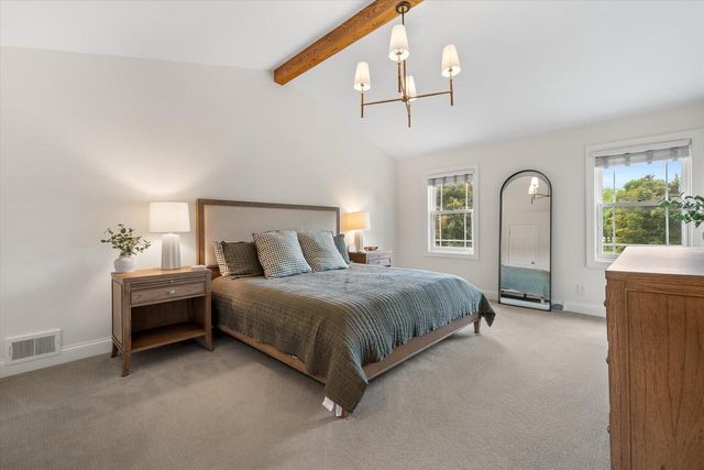 11912 N Lantern LANE, Mequon, WI 53092