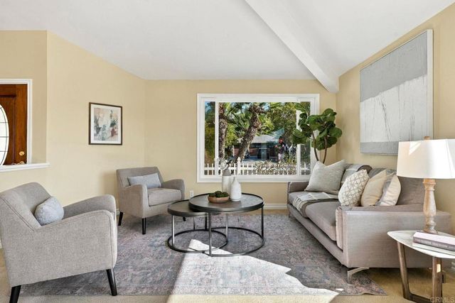3367 Corte Tiburon, Carlsbad, CA 92009