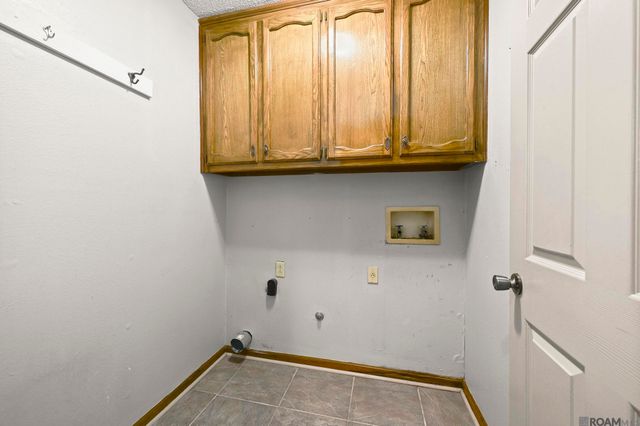 4821 Cross Keys Dr, Saint George, LA 70817