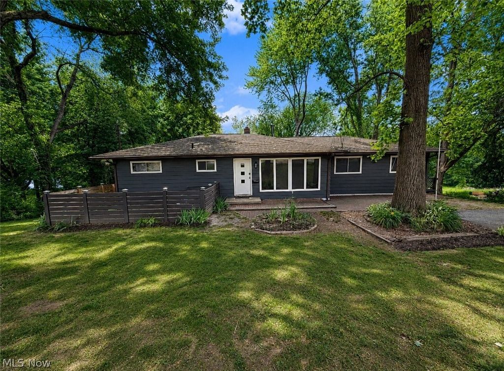 4328 Sunnybrook Road, Kent, OH 44240