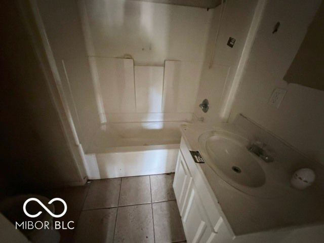 5118 Thrush Drive, Indianapolis, IN 46224