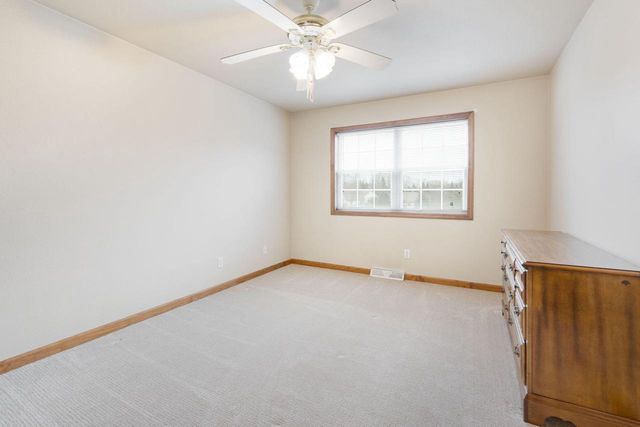 4075 WEXFORD CIRCLE S, Richfield, WI 53076