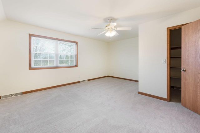 4075 WEXFORD CIRCLE S, Richfield, WI 53076