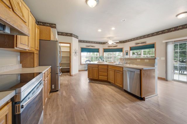 4075 WEXFORD CIRCLE S, Richfield, WI 53076