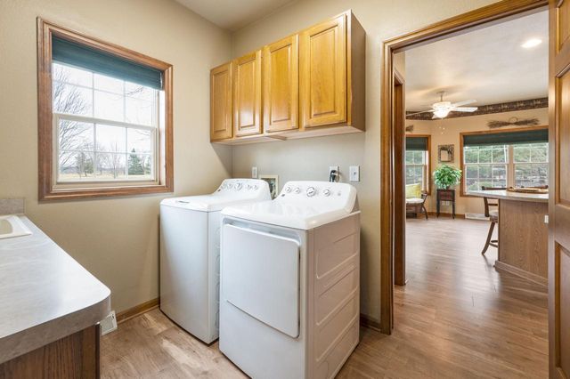 4075 WEXFORD CIRCLE S, Richfield, WI 53076