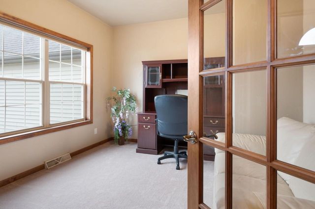 4075 WEXFORD CIRCLE S, Richfield, WI 53076