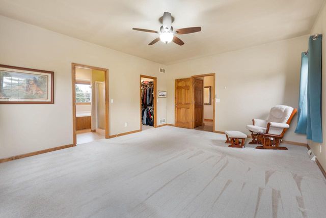 4075 WEXFORD CIRCLE S, Richfield, WI 53076