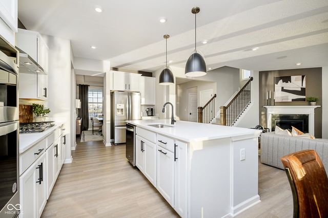 9471 Jackson Way, Avon, IN 46123