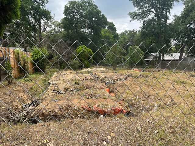 4621 Menchaca RD, Austin, TX 78745