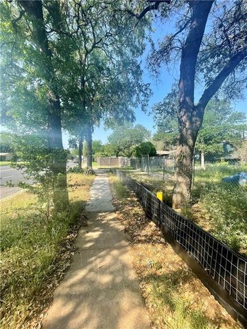 4621 Menchaca RD, Austin, TX 78745