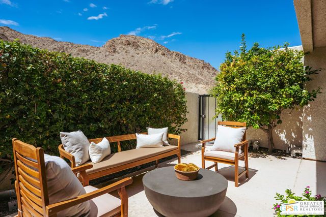 39 Mirage Cove Drive, Rancho Mirage, CA 92270