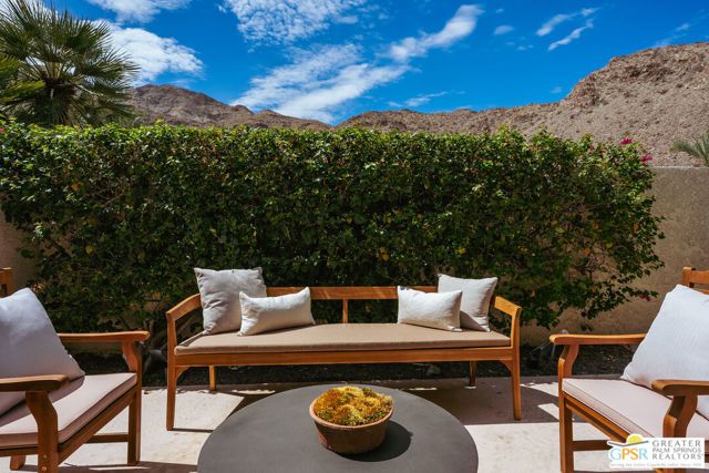 39 Mirage Cove Drive, Rancho Mirage, CA 92270