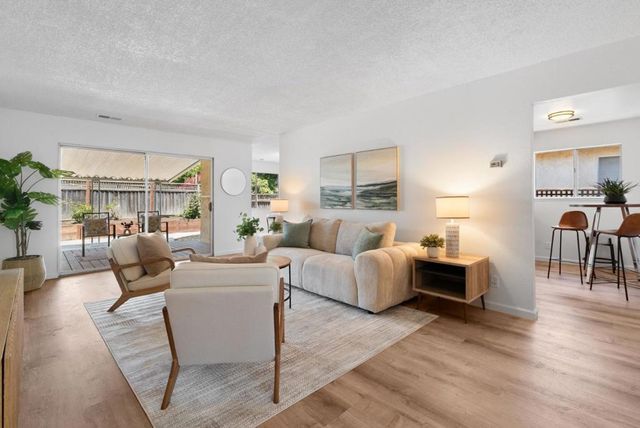 829 Almond Drive, Watsonville, CA 95076