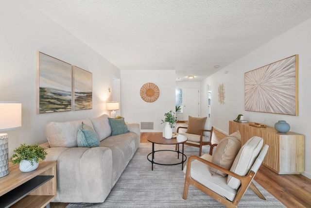 829 Almond Drive, Watsonville, CA 95076