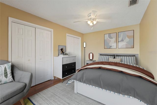 15202 W POND WOODS DRIVE, Tampa, FL 33618