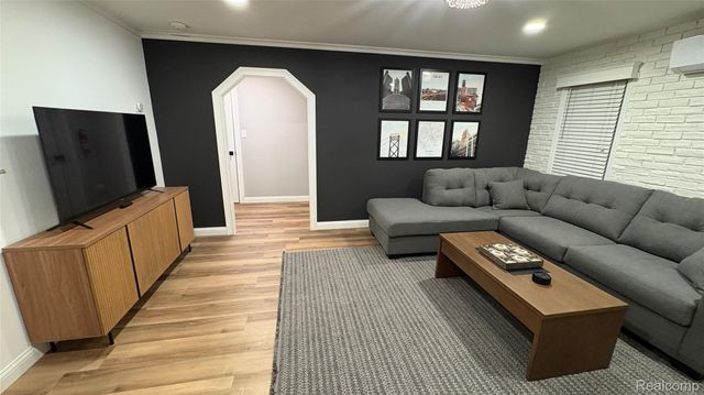 710 Hartland Drive, Troy, MI 48083