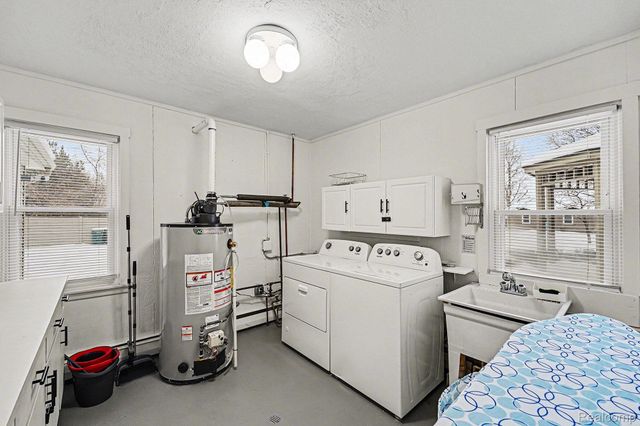 710 Hartland Drive, Troy, MI 48083