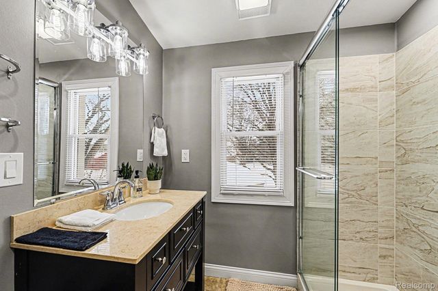 710 Hartland Drive, Troy, MI 48083
