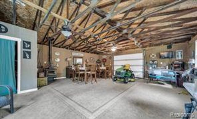 710 Hartland Drive, Troy, MI 48083