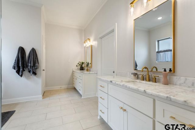 7289 Rolling Acres Pl, Tyler, TX 75707