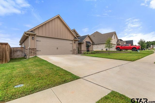 7289 Rolling Acres Pl, Tyler, TX 75707