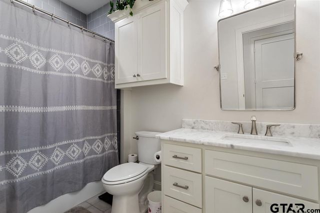 7289 Rolling Acres Pl, Tyler, TX 75707