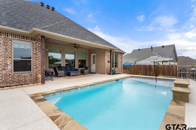 7289 Rolling Acres Pl, Tyler, TX 75707