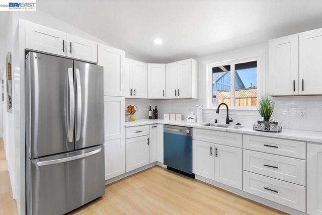 27828 Mandarin Ave, Hayward, CA 94544