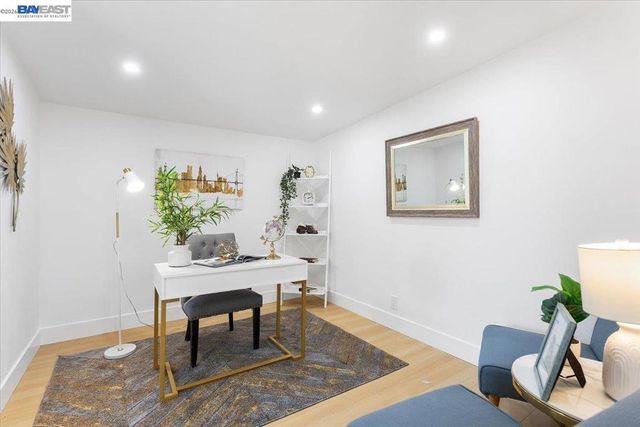 27828 Mandarin Ave, Hayward, CA 94544