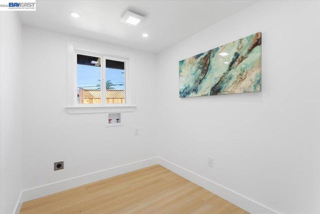 27828 Mandarin Ave, Hayward, CA 94544