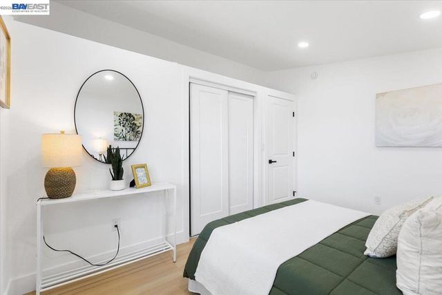 27828 Mandarin Ave, Hayward, CA 94544