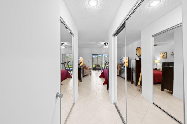 8236 Summerbreeze Lane, Boca Raton, FL 33496