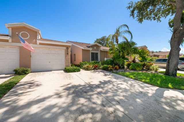 8236 Summerbreeze Lane, Boca Raton, FL 33496