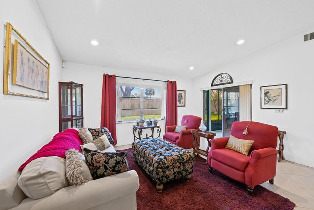 8236 Summerbreeze Lane, Boca Raton, FL 33496