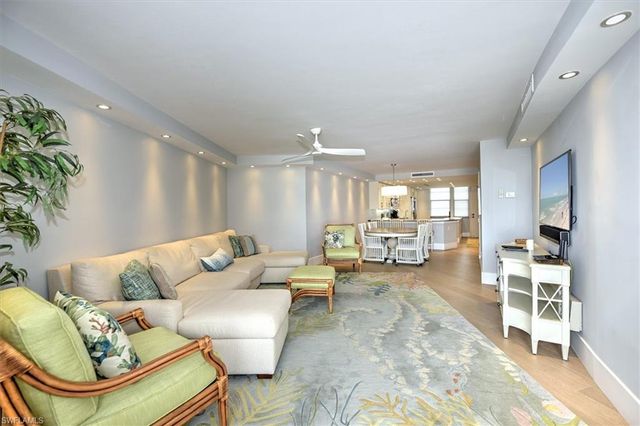 380 Seaview CT 1404, Marco Island, FL 34145