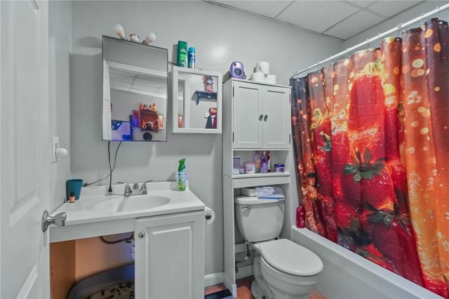 35 Sterling Avenue, Providence, RI 02909