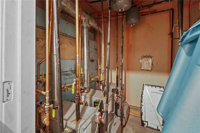 35 Sterling Avenue, Providence, RI 02909