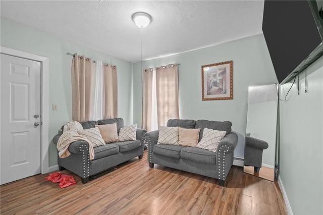 35 Sterling Avenue, Providence, RI 02909