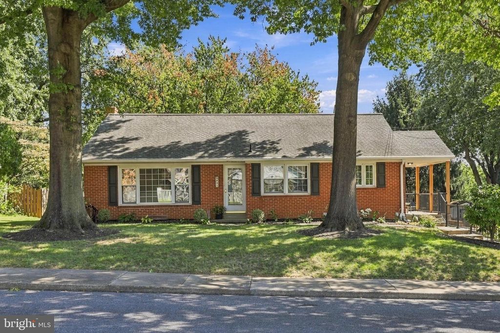 941 PLEASANT VIEW RD, Ephrata, PA 17522