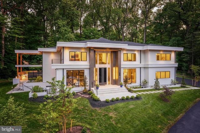 7841 OLD DOMINION DR, Mclean, VA 22102