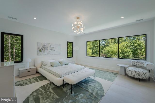 7841 OLD DOMINION DR, Mclean, VA 22102