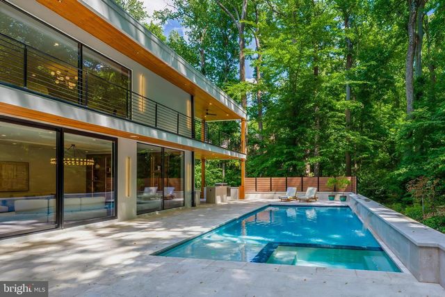 7841 OLD DOMINION DR, Mclean, VA 22102