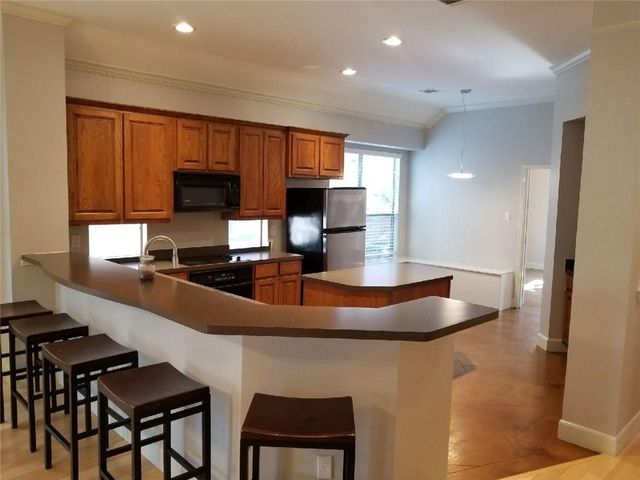 2821 Vacherie Lane, Dallas, TX 75227