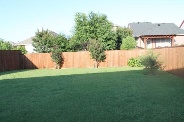 2821 Vacherie Lane, Dallas, TX 75227